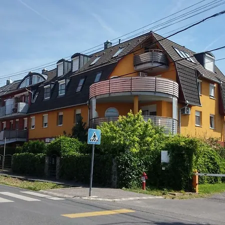 Appartamento Asztro Apartman *