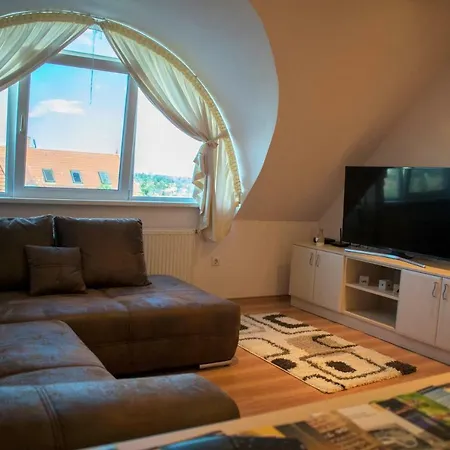 Appartamento Asztro Apartman